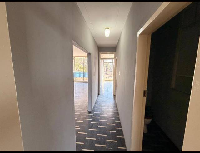 2 BEDROOM APARTMENT FOR SALE IN ARCON PARK